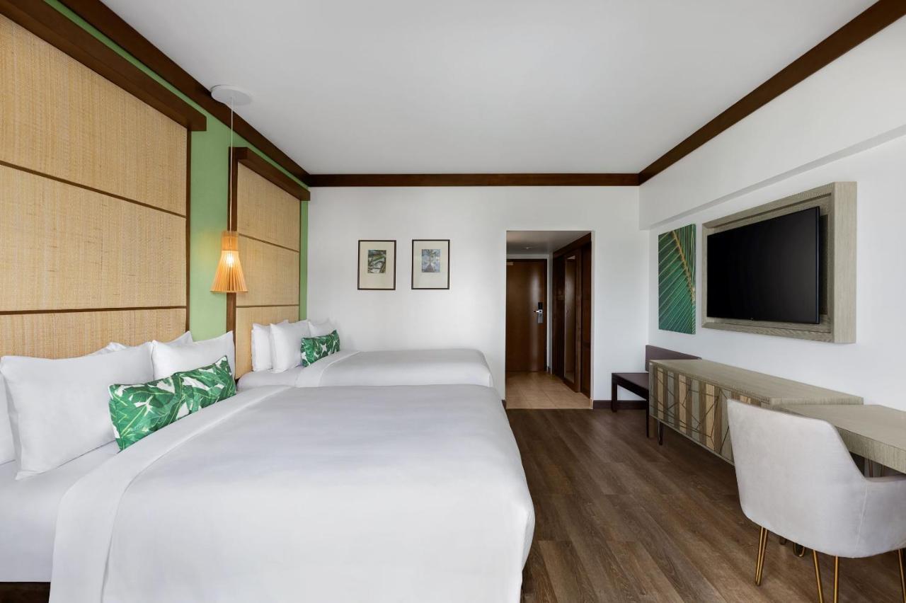 Dusit Beach Resort Guam Tumon Esterno foto